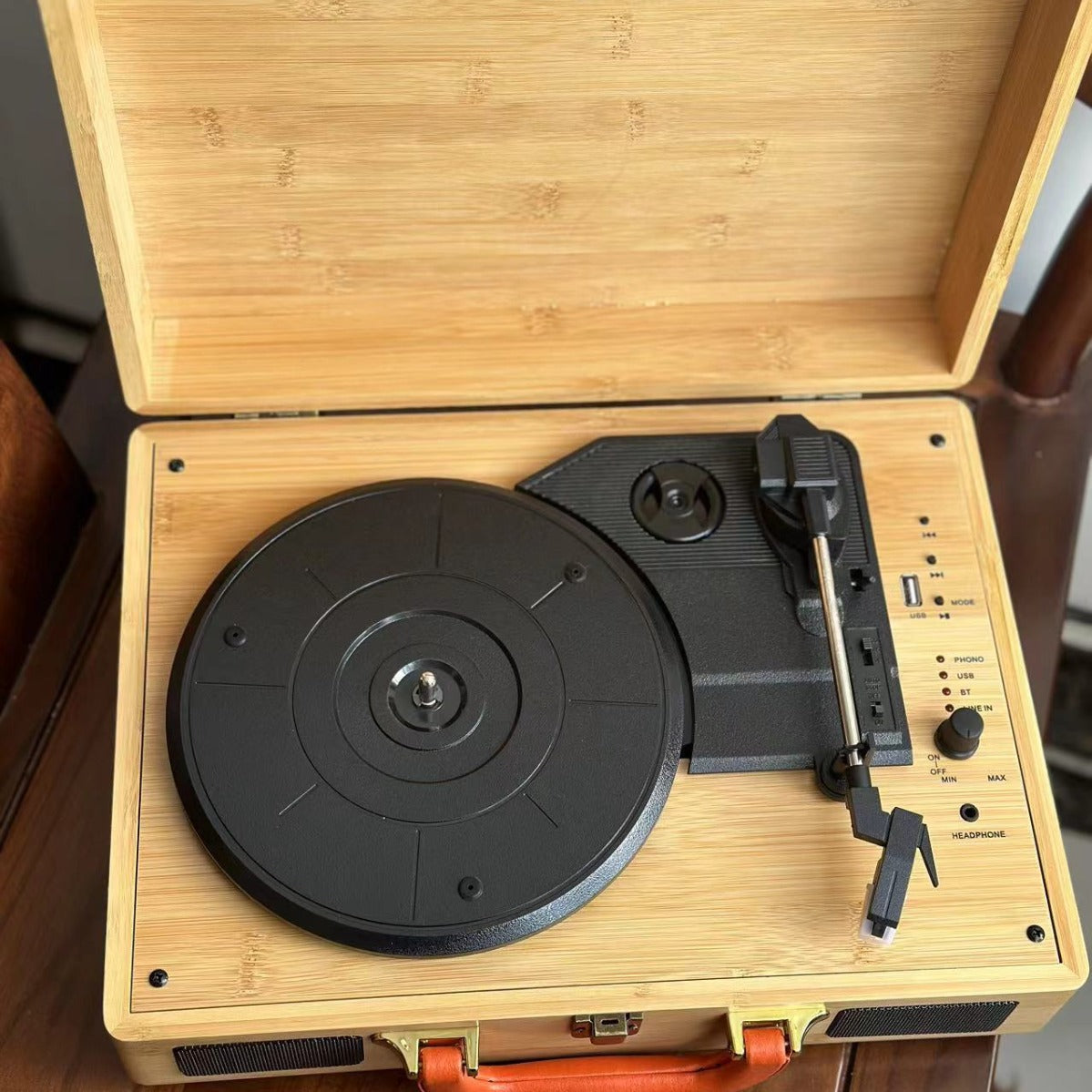 Retro Vinyl Bluetooth Turntable